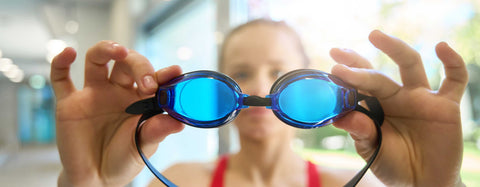 Tint rating for swimming goggles
